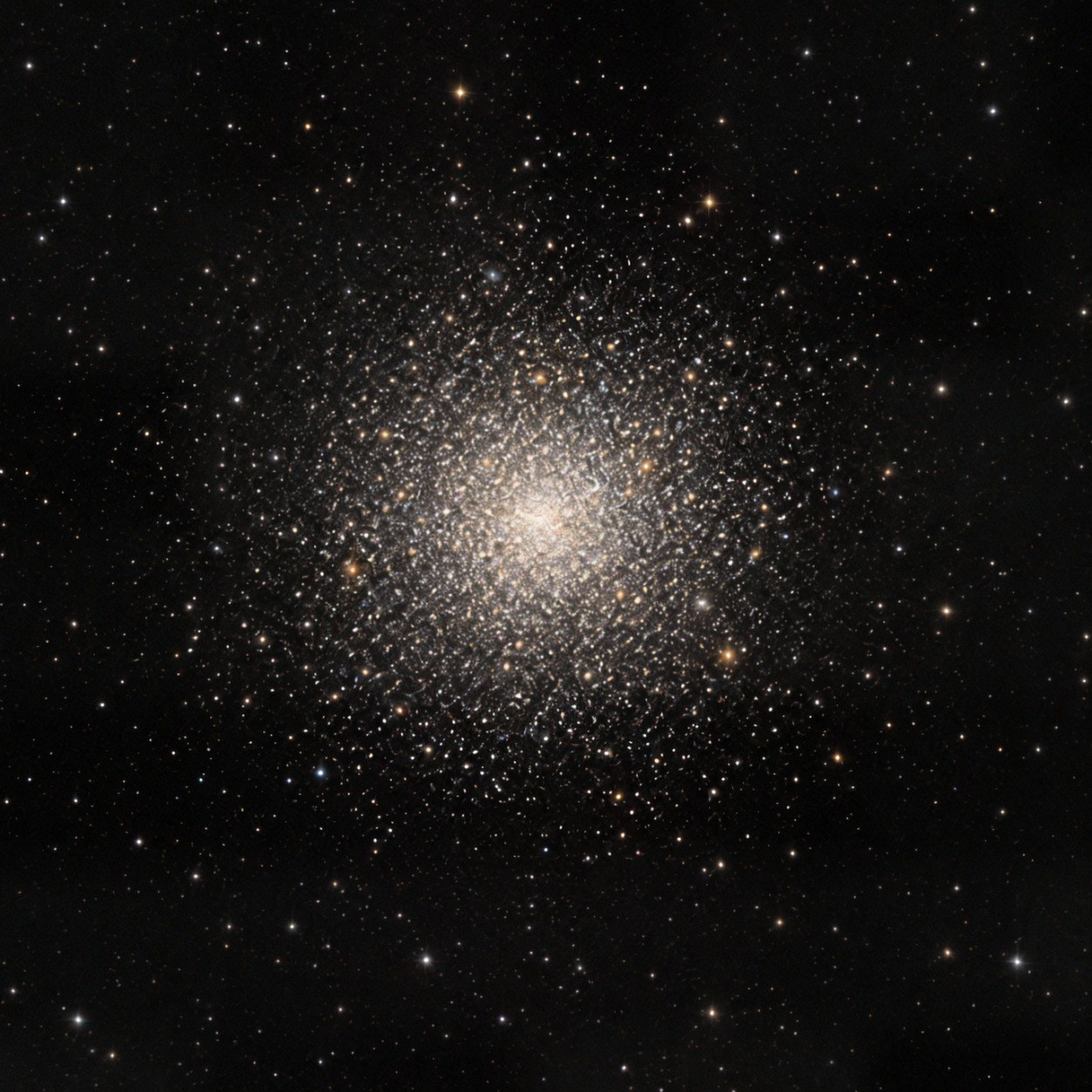 Hercules Globular Cluster M13